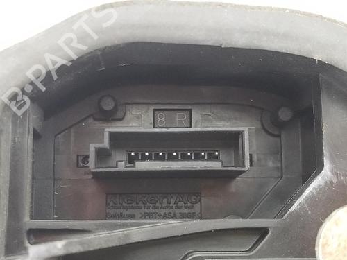 Rear right lock BMW X3 (E83) 2.0 d | BP13524247C99 