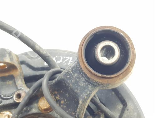 Left rear steering knuckle MITSUBISHI PAJERO III (V7_W, V6_W) 3.2 Di-D (V68W, V78W) | BP17956380M27 