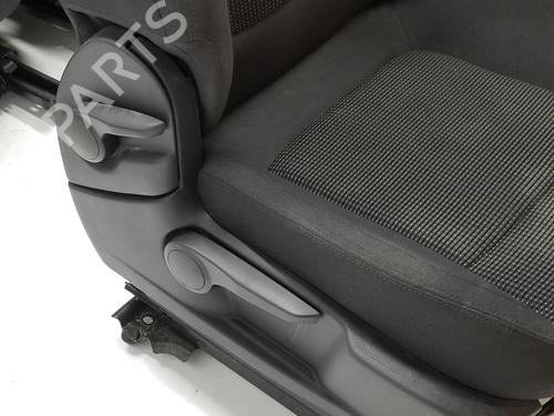 Seats set PEUGEOT 5008 (0U_, 0E_) 1.2 | BP13631176C78 