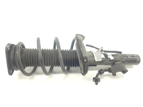 Used Left front shock absorber VOLVO V40 Hatchback (525) D2 (120 hp) 16257158