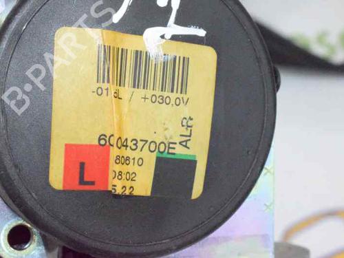 Rear left seatbelt LAND ROVER RANGE ROVER SPORT I (L320) 3.6 D 4x4 | BP6945244I29 