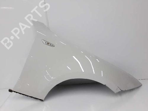 Parafango anteriore destro BMW 1 (E87) 118 d (143 hp) 41357133228 | 41357133228 | 41357133228 | COLOR BLANCO 300 TIENE UN GOLPE VER FOTOS |