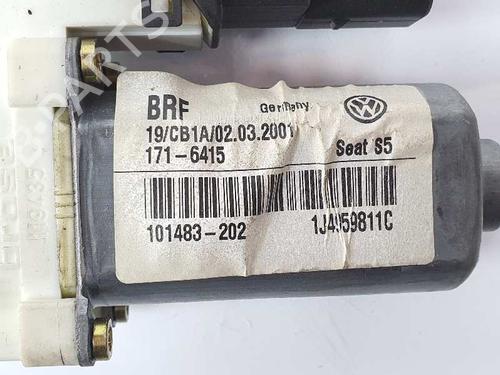 Motor do elevador de vidro trás esquerdo SEAT TOLEDO II (1M2) 1.9 TDI | BP7435517E23 