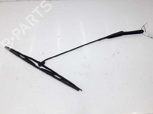 Used Front windshield wiper arm RENAULT TRAFIC II Platform/Chassis (EL) 2.0 16V (117 hp) 10256119