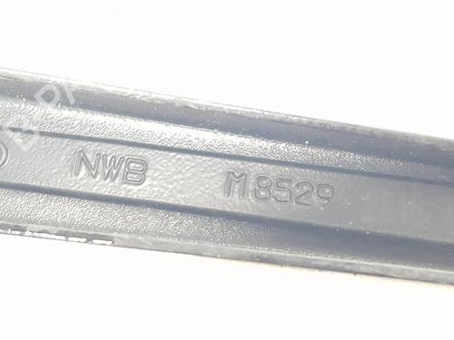 Front windshield wiper arm NISSAN QASHQAI II (J11, J11_) 1.3 DIG-T | BP12576774C143 