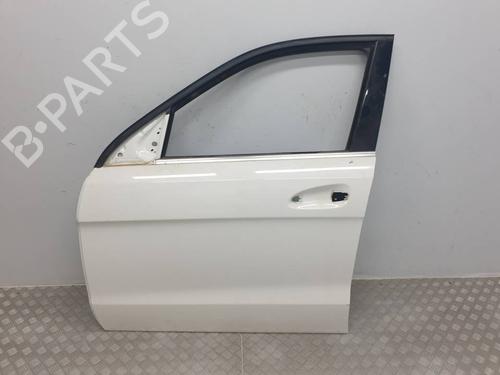 Used Left front door Left front door 38472676 38472676
