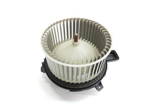 Used Heater blower motor BMW X5 (G05, F95) xDrive 30 d (265 hp) 27878914