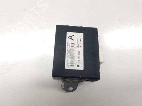 Electronic module TOYOTA LAND CRUISER PRADO (_J12_) 3.0 D-4D (KDJ120, KDJ125) | BP11197988M83 