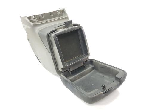 Armrest / Center console MITSUBISHI PAJERO III (V7_W, V6_W) 3.2 Di-D (V68W) | BP20194735I20 