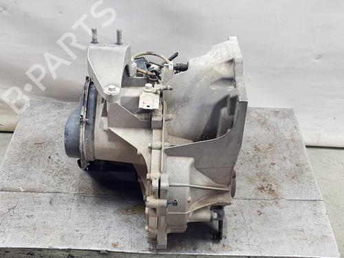 Gearbox FORD TRANSIT COURIER B460 Box Body/MPV 1.5 TDCi | BP31924234M3