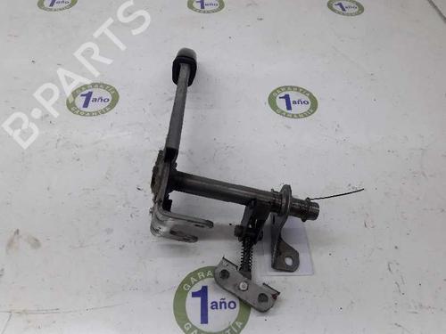 Used Hand brake TOYOTA LAND CRUISER PRADO (_J12_) 3.0 D-4D (KDJ120, KDJ125) (163 hp) 8773904