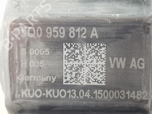 Right rear window motor SKODA OCTAVIA III (5E3, NL3, NR3) 2.0 TDI | BP29548171E22 