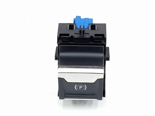 BP25896020O1 main image