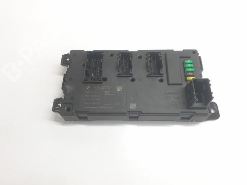 Used Fuse box BMW 3 (F30, F80) 318 d (143 hp) 25870712