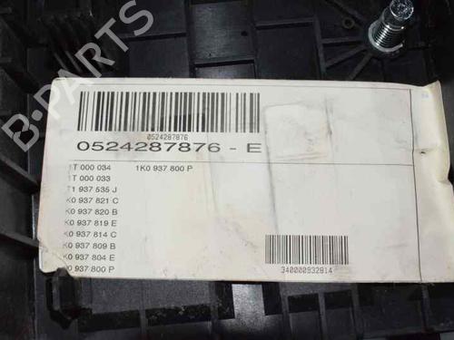 Fuse box VW TOURAN (1T1, 1T2) 1.9 TDI | BP796425E1 