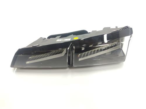 Used Right tailgate light PEUGEOT 308 II (LB_, LP_, LW_, LH_, L3_) [2013-2021]  10517258