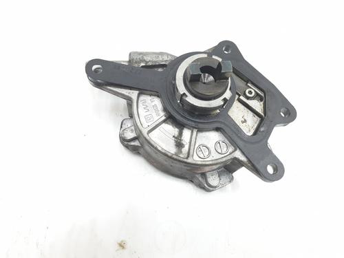 Used Vacuum pump Vacuum pump MERCEDES-BENZ SPRINTER 3,5-t Van (B907, B910) 319 CDI RWD (907.633, 907.635, 907.637) (190 hp) 36682115 36682115