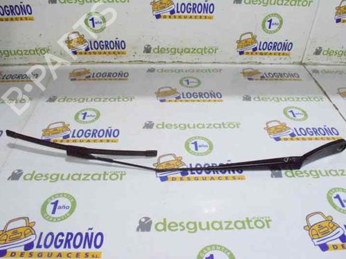 Used Front windshield wiper arm BMW X1 (F48) xDrive 18 d (150 hp) 3659569
