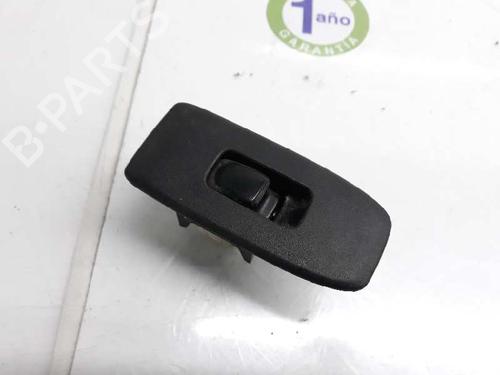 Used Right front window switch MITSUBISHI PAJERO III (V7_W, V6_W) 3.2 Di-D (V68W, V78W) (165 hp) 5015475