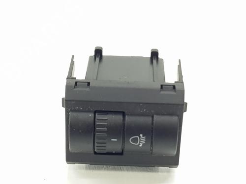 Used Headlight switch SEAT TOLEDO IV (KG3) 1.6 TDI (115 hp) 28386883