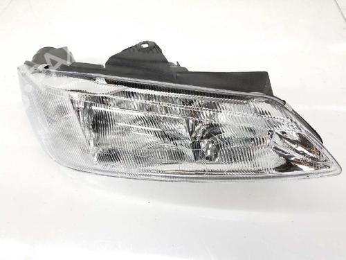 Used Right headlight PEUGEOT 406 (8B) 1.9 TD (90 hp) 7037335