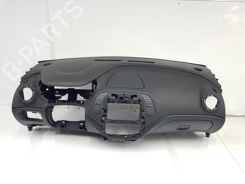 dashboard-renault-captur-ii-hf_-2020-32721823 main image