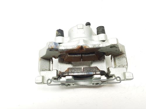 Remklauw rechts voor FORD TRANSIT COURIER V769 Box Body/MPV (N3P) 1.0 EcoBoost (125 hp) 31052770