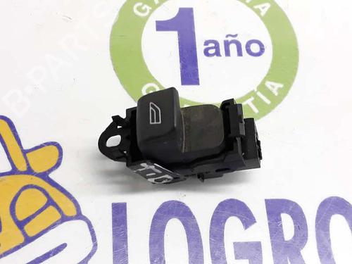 Used Right rear window switch LAND ROVER FREELANDER 2 (L359) 2.2 TD4 4x4 (160 hp) 12467782