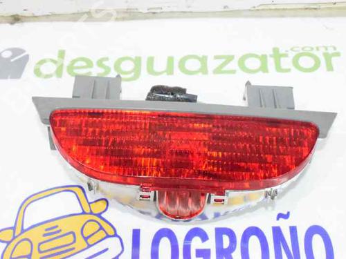 Used Rear center light KIA CARNIVAL II (GQ) 2.9 CRDi (144 hp) 10976205