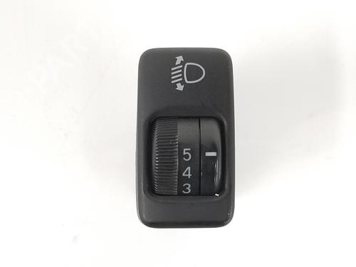 Used Switch TOYOTA LAND CRUISER PRADO (_J12_) 3.0 D-4D (KDJ120, KDJ125) (166 hp) 13687830