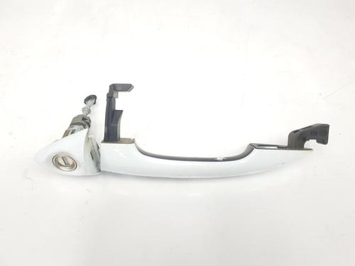 Used Front left exterior door handle KIA CEE'D (JD) 1.4 CVVT (100 hp) 9815559