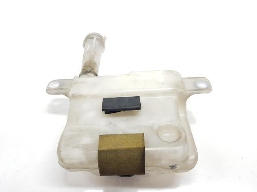Windscreen washer tank TOYOTA LAND CRUISER 90 (_J9_) 3.0 D-4D 4WD (KDJ90_, KDJ95_, KDJ90W, KDJ95W) | BP17917260C113 