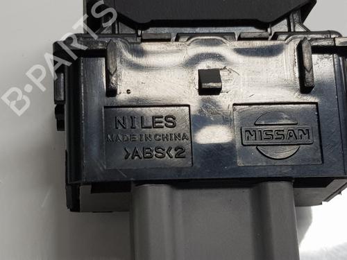 Switch NISSAN NAVARA NP300 (D40)  | BP26660528I30 