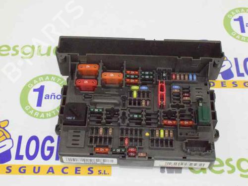 Used Fuse box BMW 1 Coupe (E82) 120 d (177 hp) 1100420