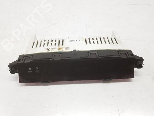Used Display monitor TOYOTA LAND CRUISER PRADO (_J12_) 3.0 D-4D (KDJ120, KDJ125) (166 hp) 15010562