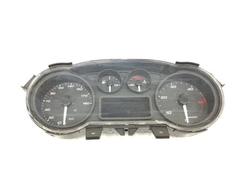 Used Instrument cluster IVECO DAILY VI Van 33S13, 35S13, 35C13 (126 hp) 17448198