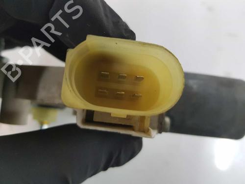 Right front window motor BMW 3 Touring (E91) 318 d | BP5594356E20 