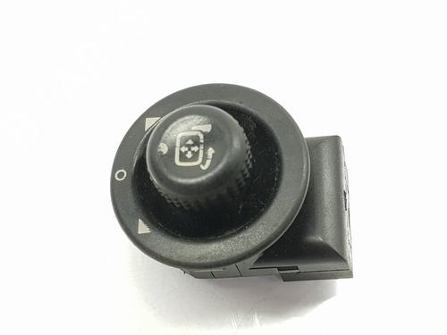 Used Mirror switch LAND ROVER DISCOVERY III (L319) 2.7 TD 4x4 (190 hp) 16550727