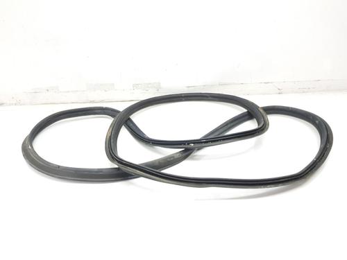 Used Rubber door seal CUPRA LEON Sportstourer (KL8, KU8, KUD) 1.4 e-HYBRID (204 hp) 18345734