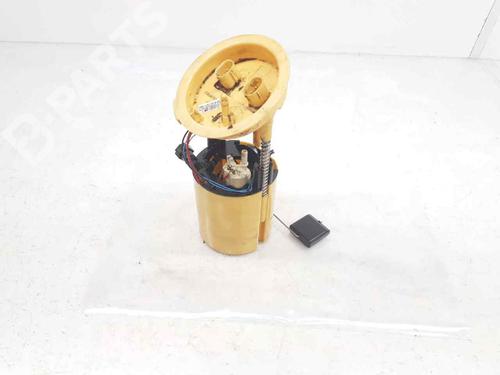 Used Fuel pump BMW 1 (E87) 118 d (143 hp) 6529093