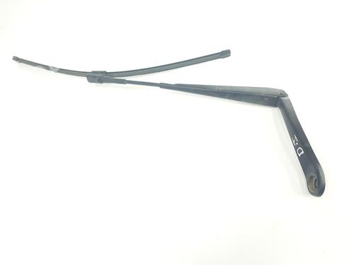 Used Front windshield wiper arm MERCEDES-BENZ GLA-CLASS (X156) GLA 200 CDI / d (156.908) (136 hp) 21073263