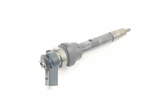 Used Injector BMW 1 (F20) 118 d (143 hp) 24036909