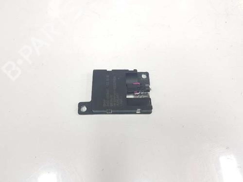 Used Antenna/Base BMW X5 (E70) xDrive 30 d (245 hp) 14081693