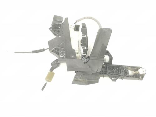 Front right lock MERCEDES-BENZ C-CLASS (W204) C 220 CDI (204.002) A2047201235 | A2047231008 |