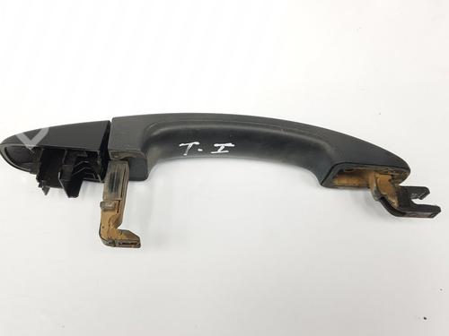 Used Rear left exterior door handle Rear left exterior door handle FORD RANGER (TKE) 2.2 TDCi 4x4 (150 hp) 8728205 8728205