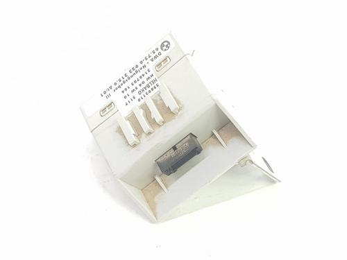 electronic-module-bmw-3-e46-320-d-65756923215-1997-1998-1999-2000-2001-2002-2003-2004-2005-11182871 main image