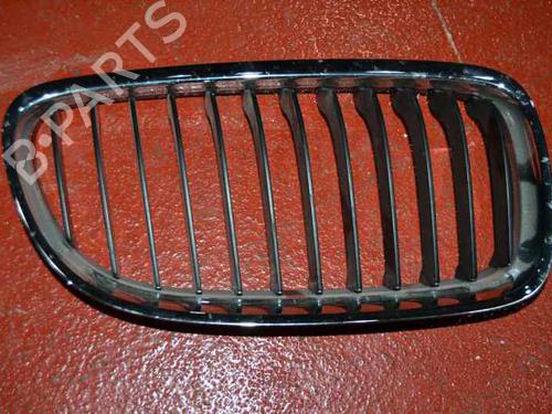 Używane Atrapa chłodnicy / Grill BMW 3 (E90) 320 d (184 hp) 14077881