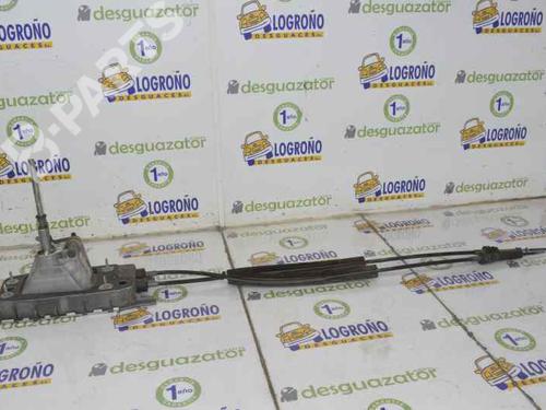 Used Manual gearbox selector Manual gearbox selector VW GOLF VI (5K1) 1.6 TDI (105 hp) 7894908 7894908