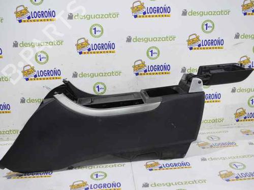 Armrest / Center console LAND ROVER RANGE ROVER SPORT I (L320) 2.7 D 4x4 | BP7894741I20 