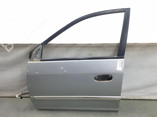 Used Left front door KIA CARENS II MPV (FJ) 2.0 CRDi (113 hp) 9540836